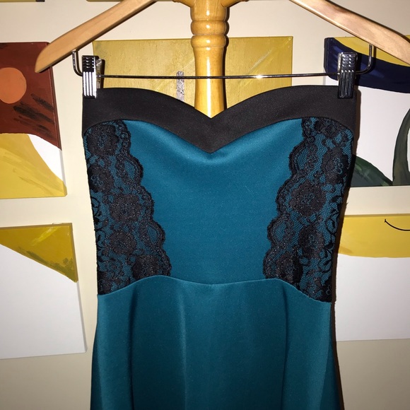 bailey blue Dresses & Skirts - Bailey Blue Teal Knee High Large Strapless Dress